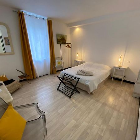 Chambre & Salle De Bain Privee - Lv 33 Argenton Sur Creuse Exterior foto